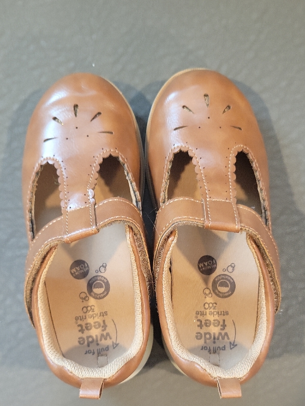 Stride Rite Little Girls Tan Leather T-Strap Dress Shoes